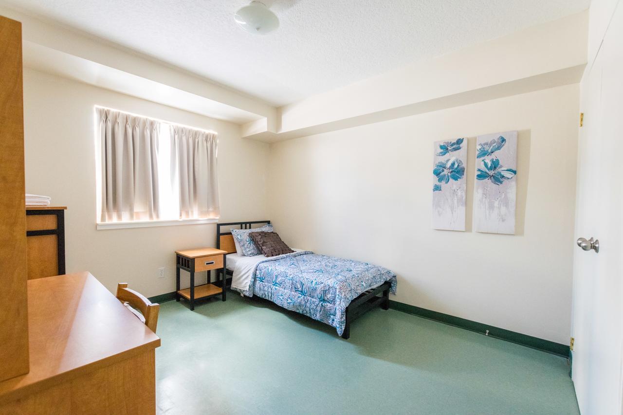Aparthotel United College à Waterloo Extérieur photo